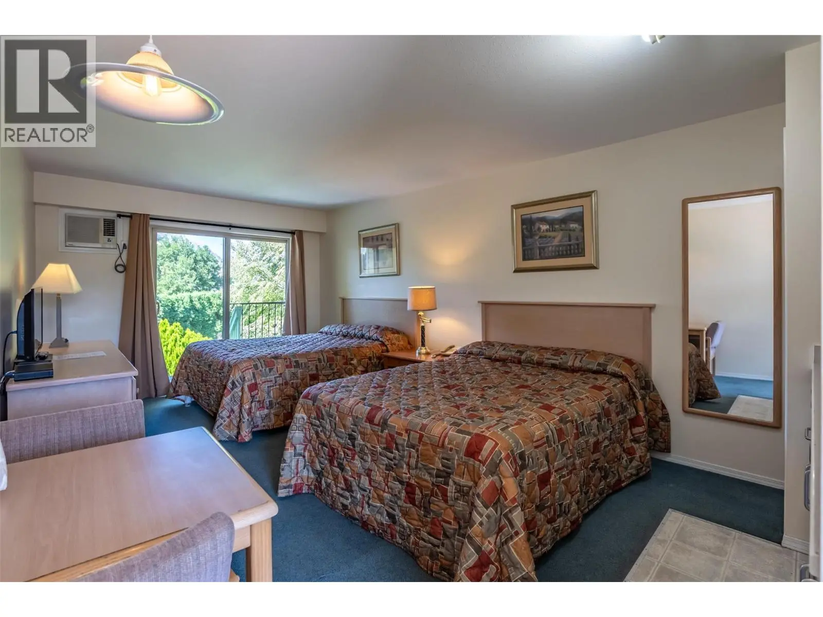 6203 Willow Avenue. Summerland, British Columbia