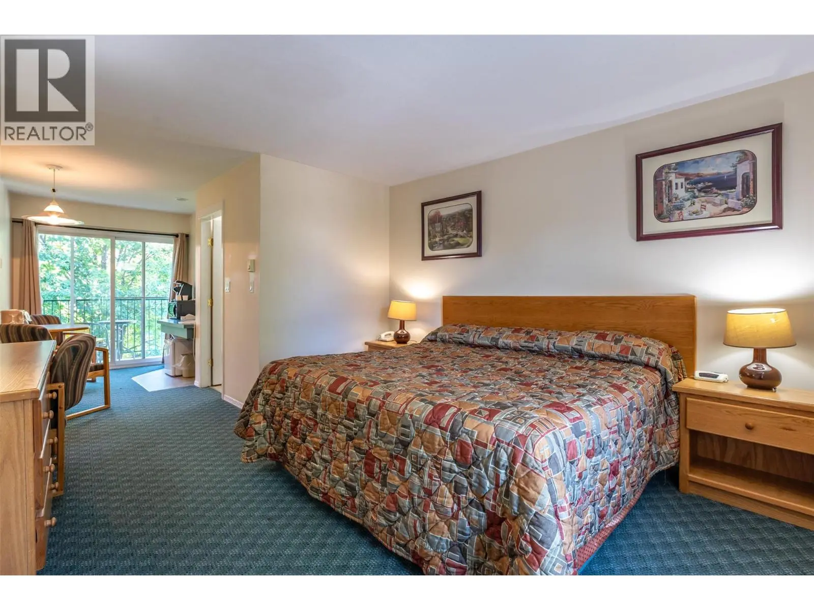 6203 Willow Avenue. Summerland, British Columbia