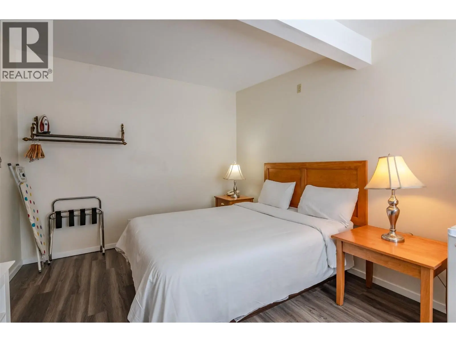 6203 Willow Avenue. Summerland, British Columbia