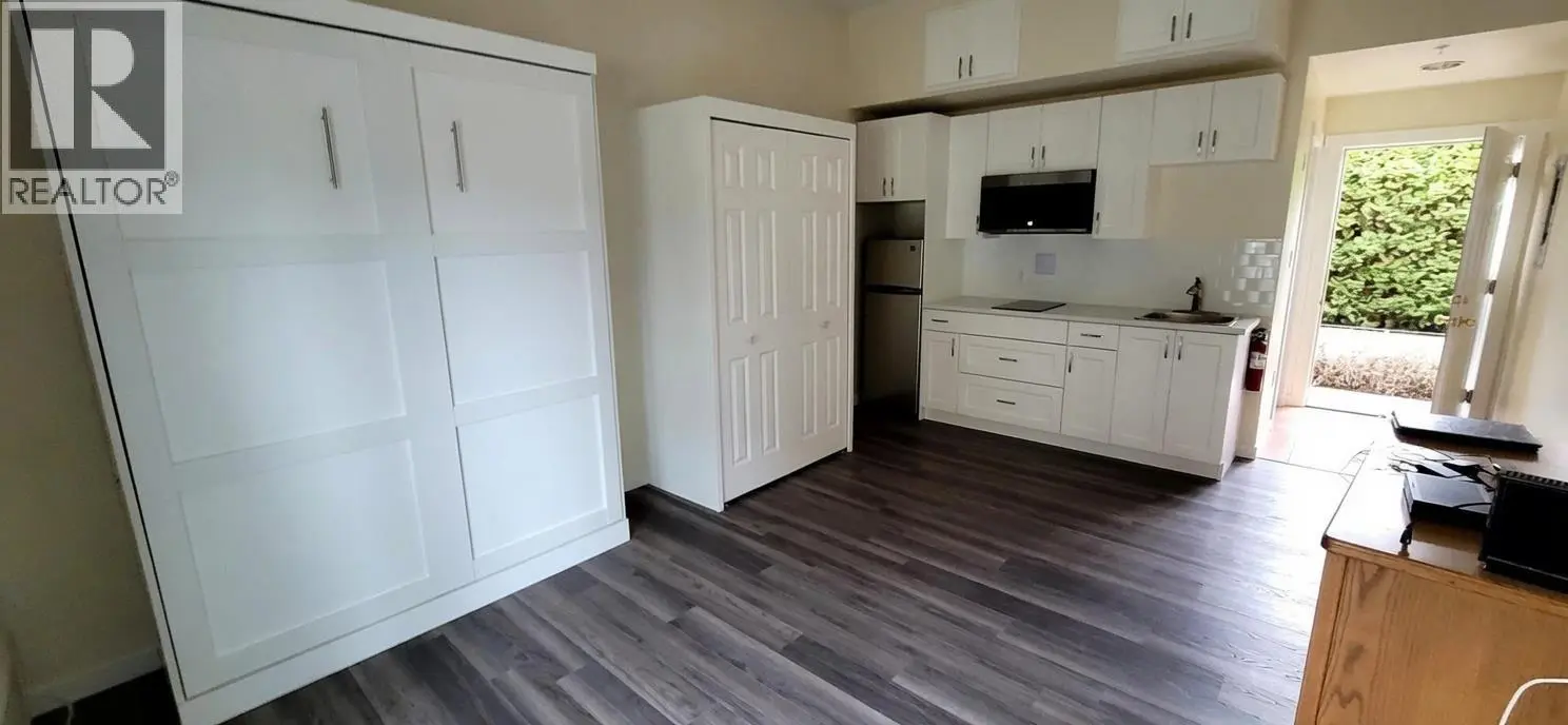 6203 Willow Avenue. Summerland, British Columbia