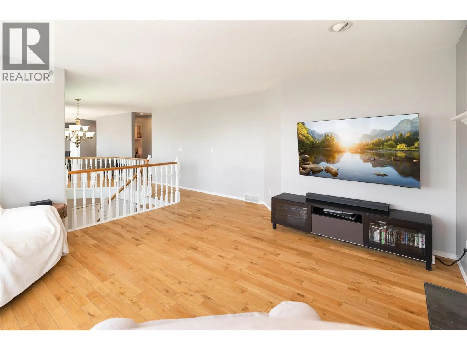877 Toovey Road. Kelowna, British Columbia