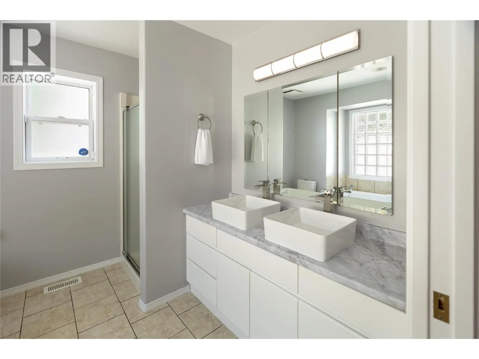 877 Toovey Road. Kelowna, British Columbia