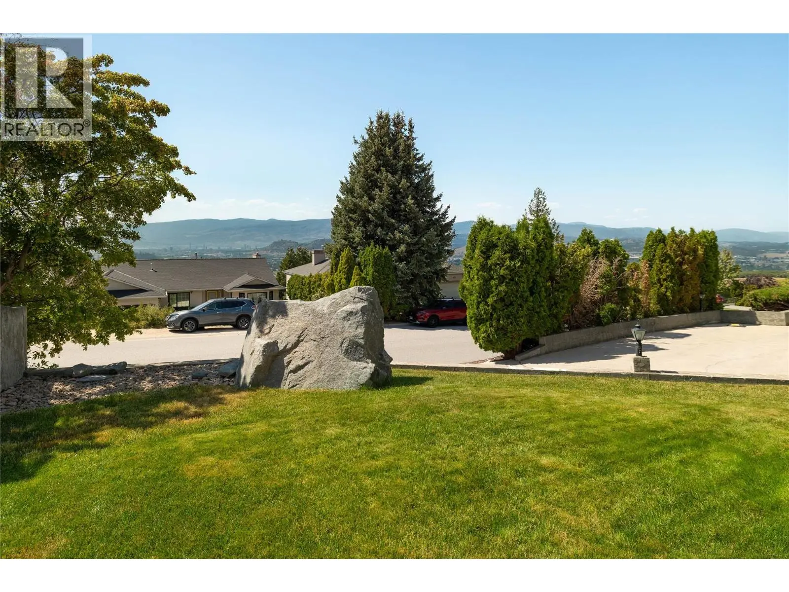 877 Toovey Road. Kelowna, British Columbia