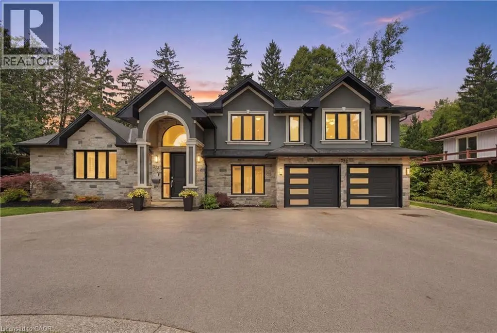 332 Woodworth Drive W, Ancaster