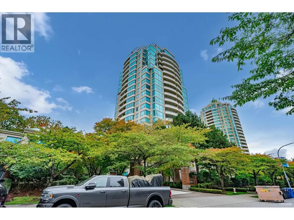1702 6611 Southoaks Crescent, Burnaby