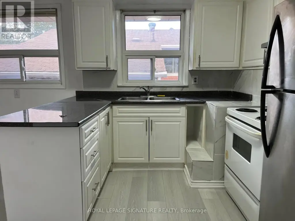 23 Allanford Road, Toronto (Tam O'Shanter-Sullivan)