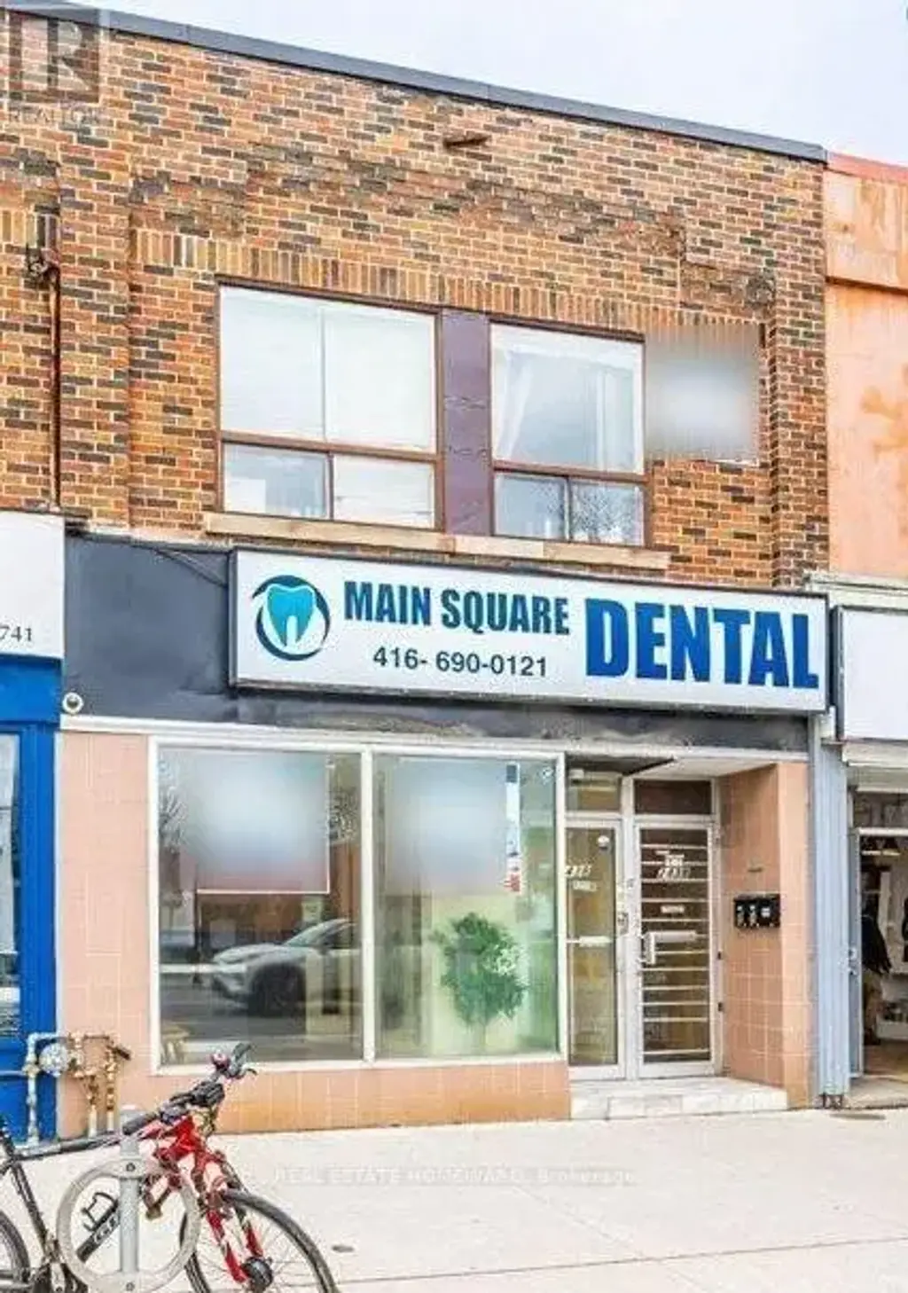 2438 Danforth Avenue, Toronto (East End-Danforth)