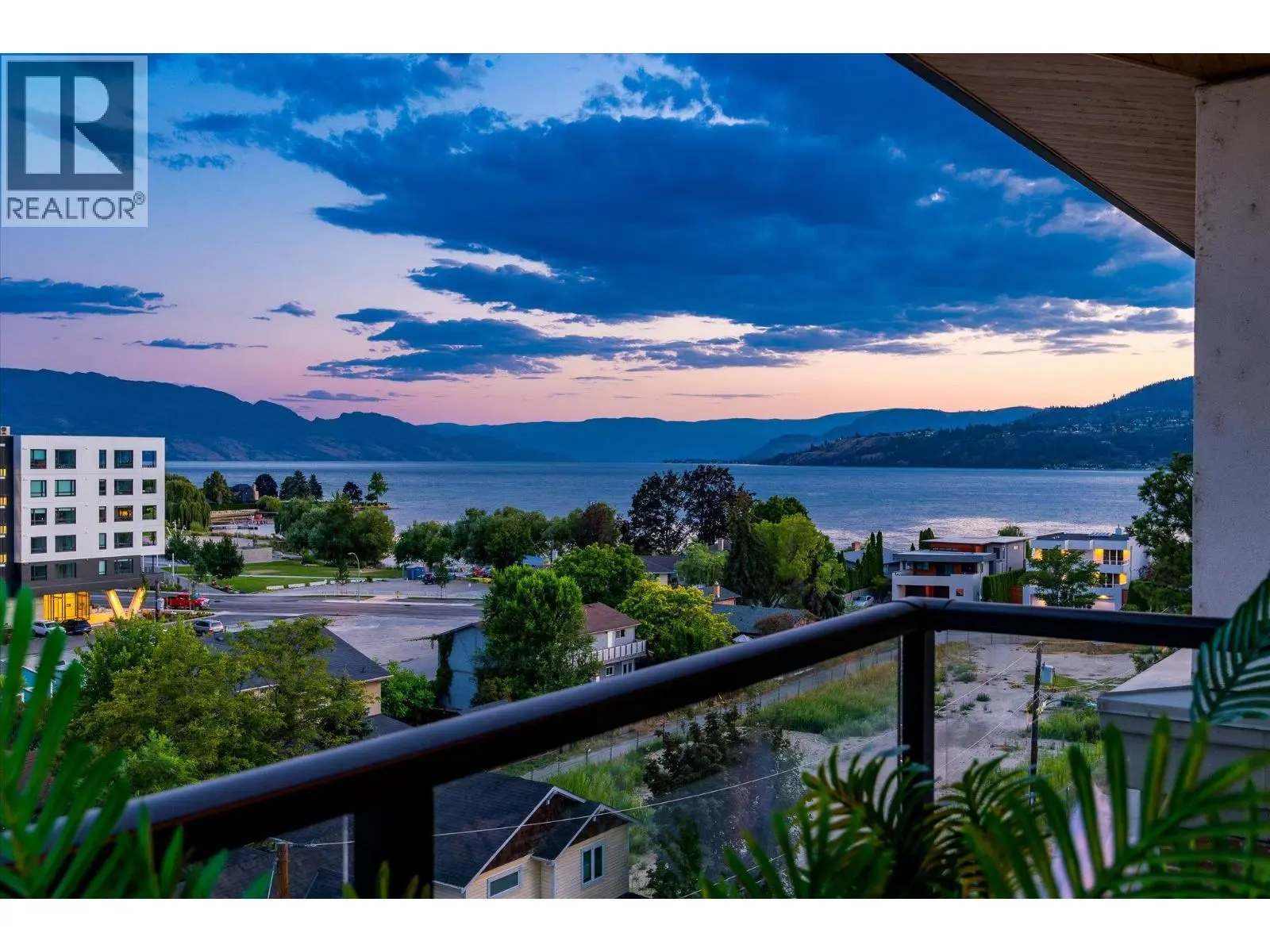 460 Groves Avenue Unit# 602. Kelowna, British Columbia