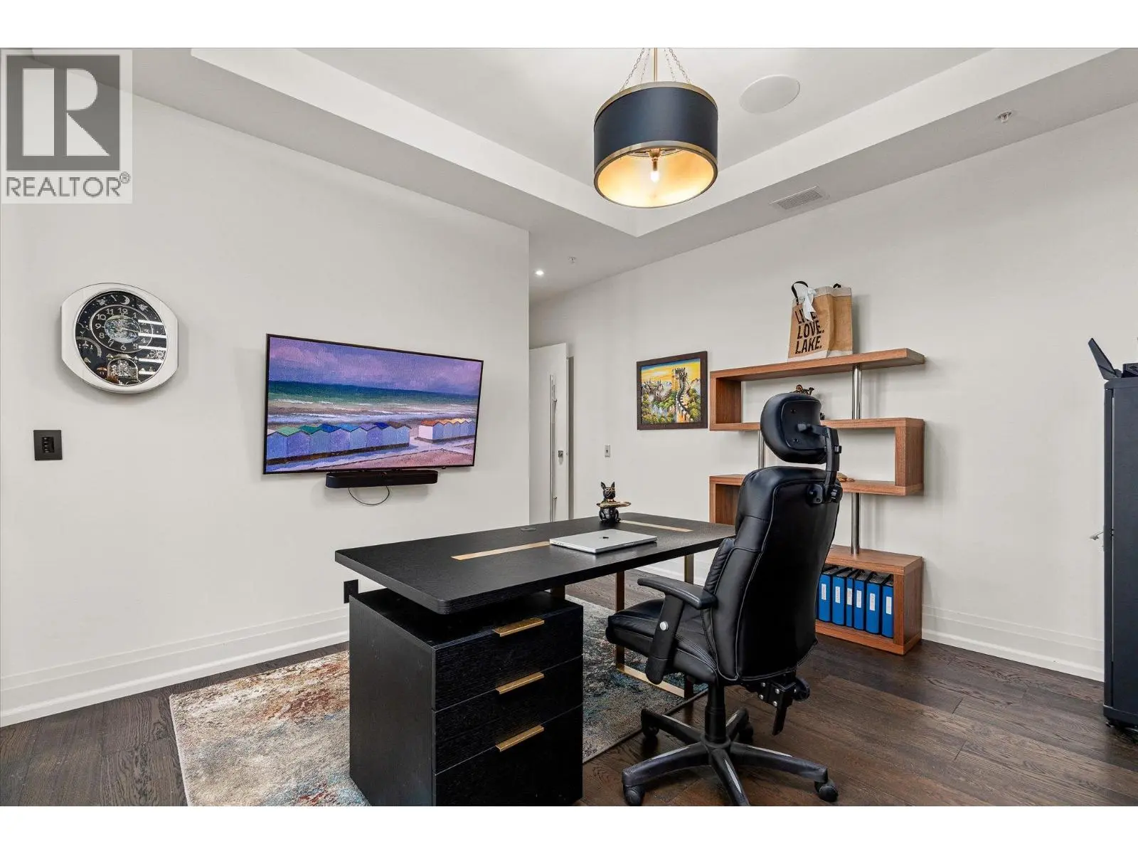 460 Groves Avenue Unit# 602. Kelowna, British Columbia