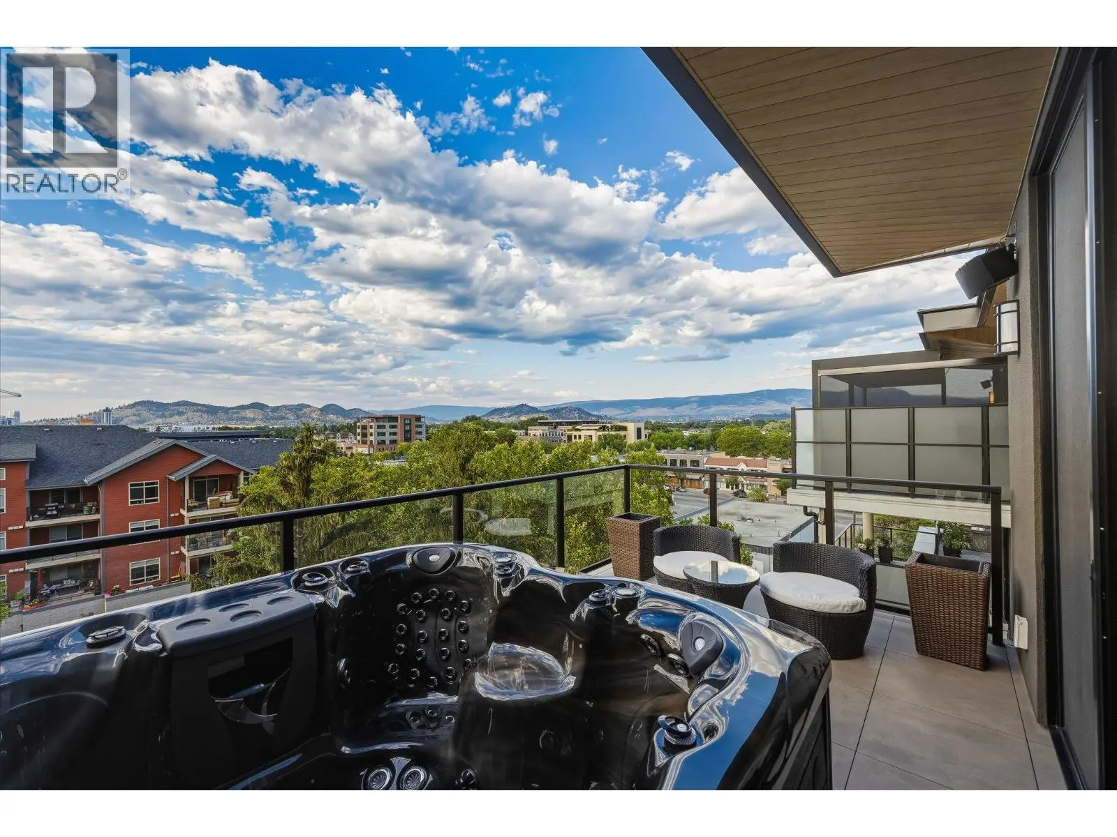 460 Groves Avenue Unit# 602. Kelowna, British Columbia