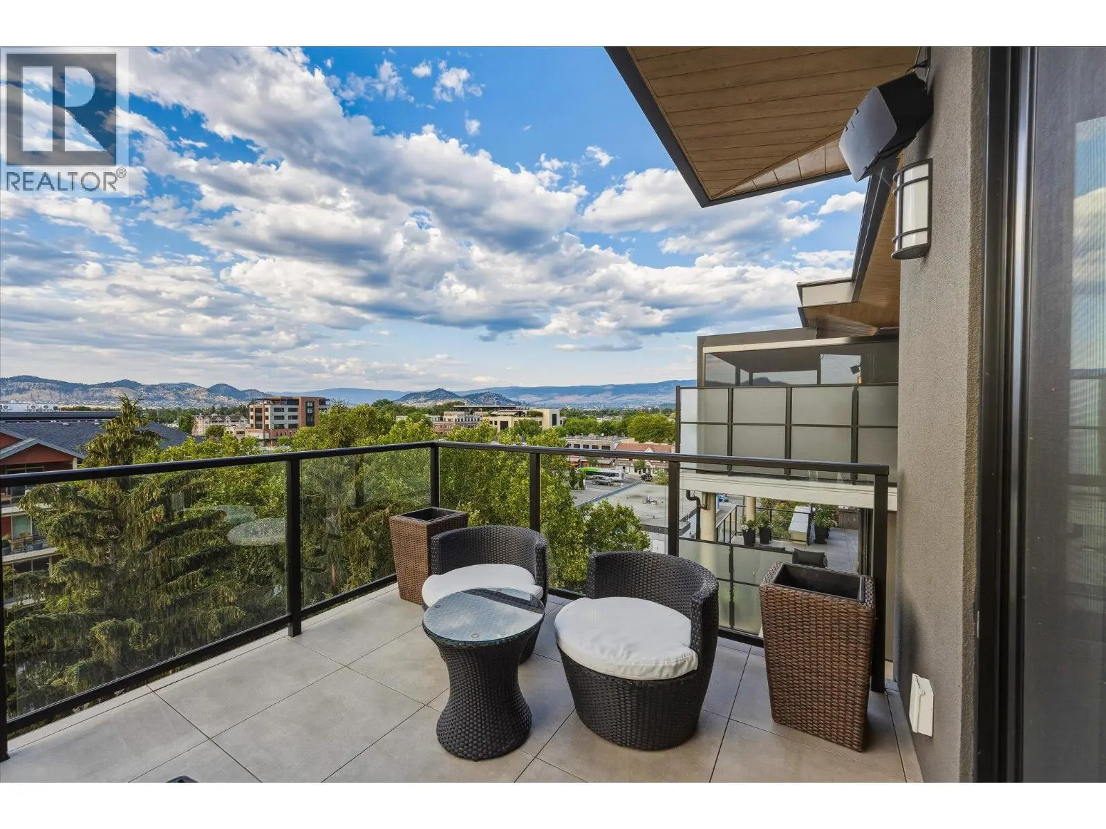 460 Groves Avenue Unit# 602. Kelowna, British Columbia