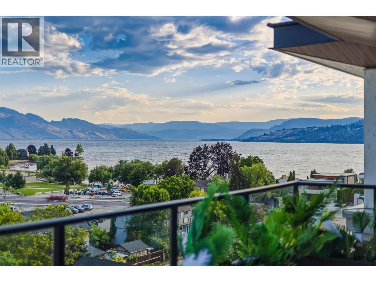 460 Groves Avenue Unit# 602. Kelowna, British Columbia