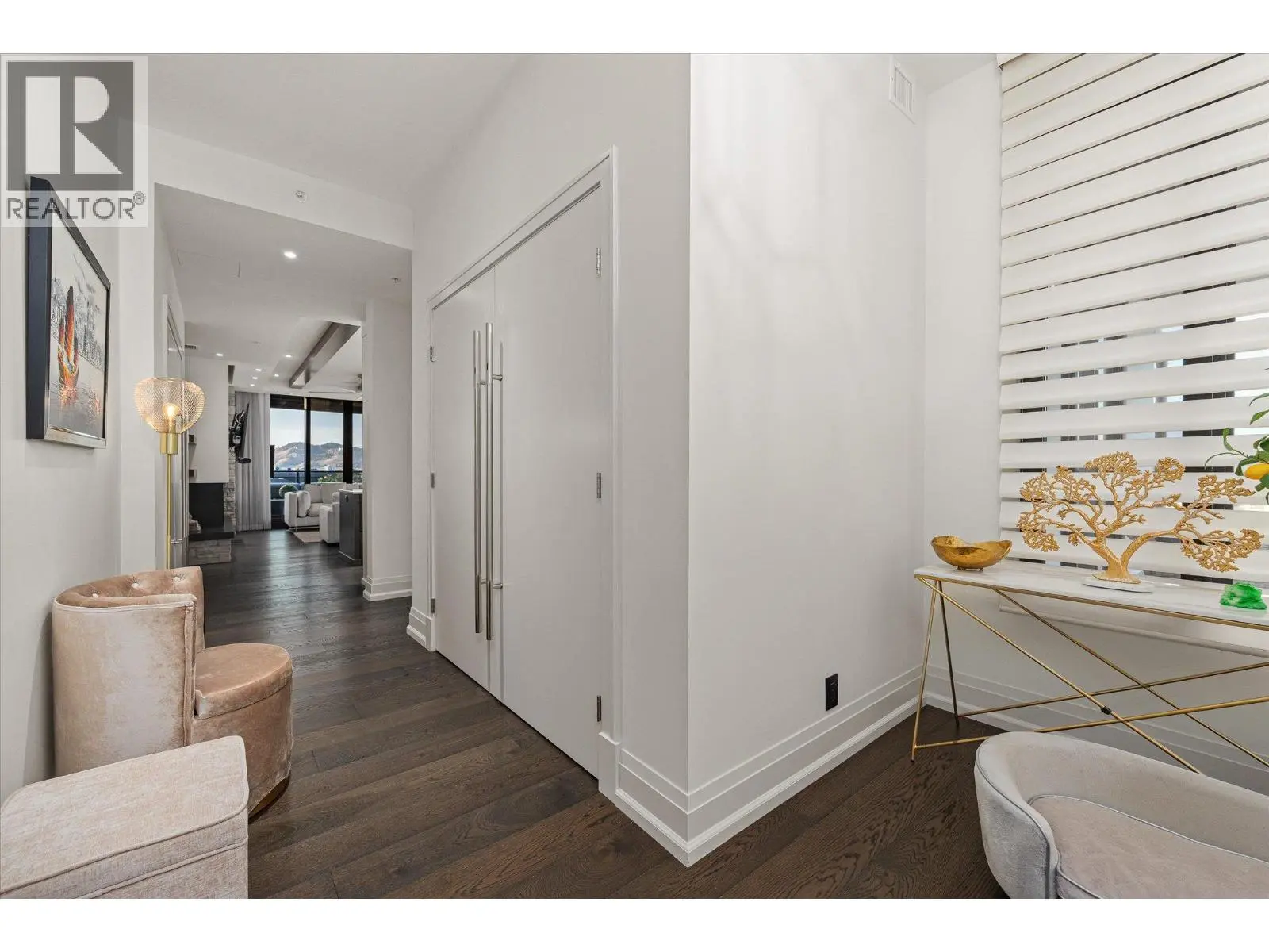 460 Groves Avenue Unit# 602. Kelowna, British Columbia