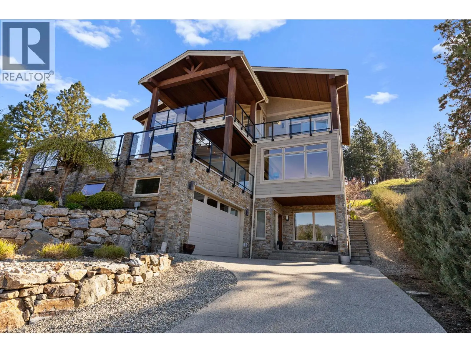 Photo of Listing #10395399