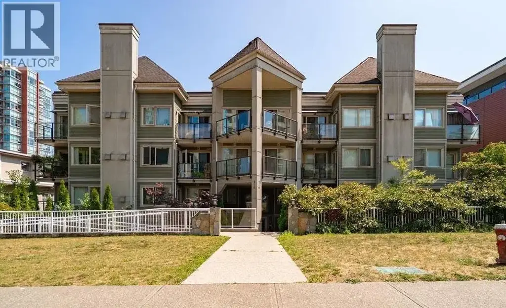 301 210 Carnarvon Street, New Westminster