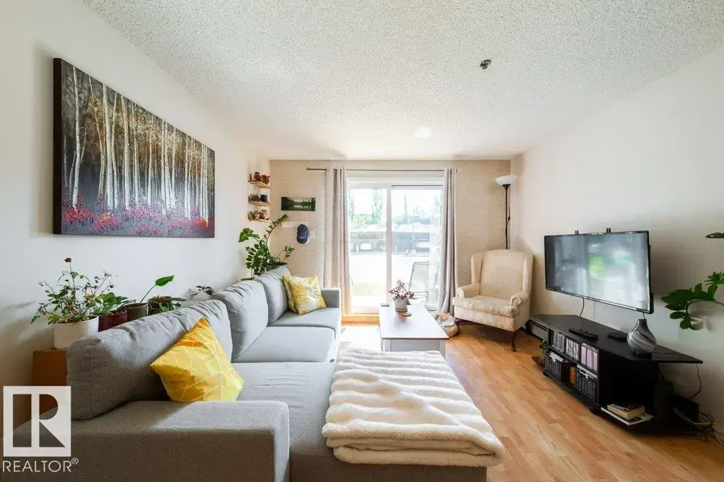 #118 2305 35a Av Nw, Edmonton