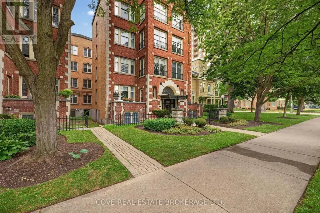 104 - 280 Queens Avenue, London East (East F)