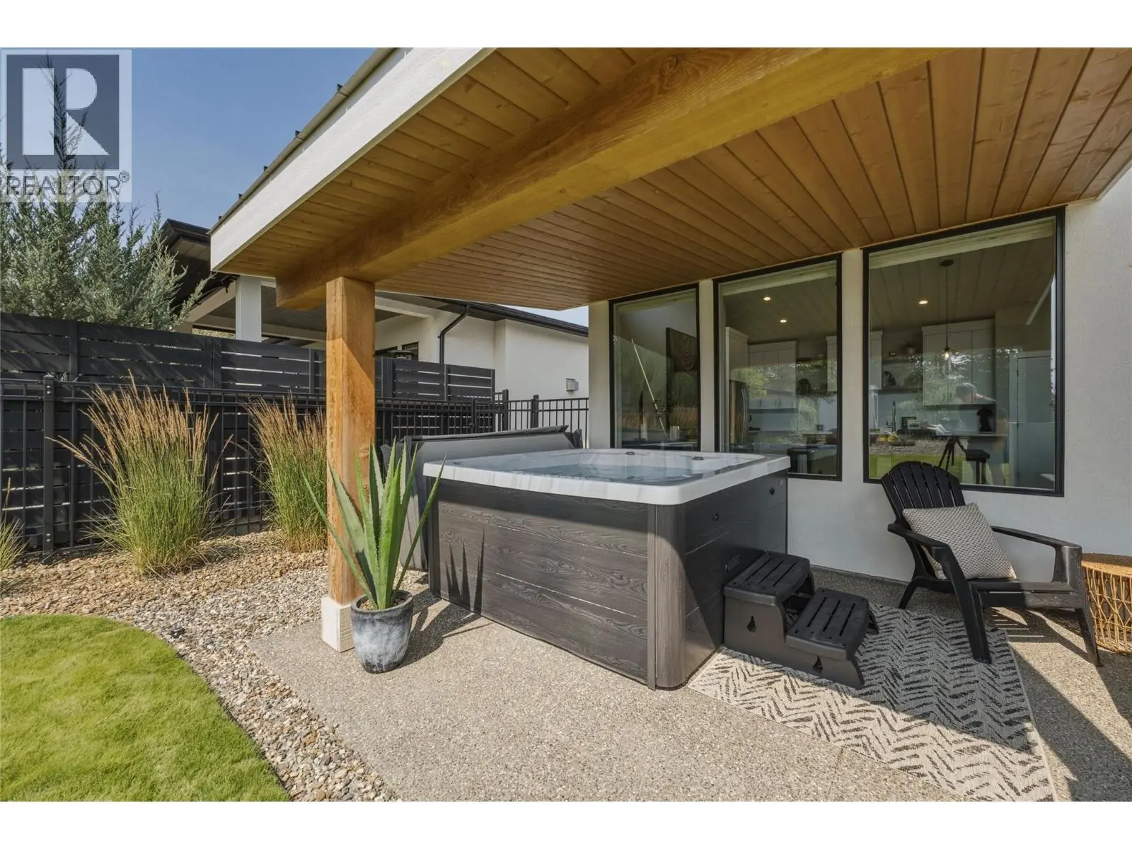 10282 Long Road. Lake Country, British Columbia