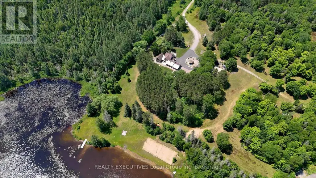 54 Chadbourne Drive, North Bay (Airport)