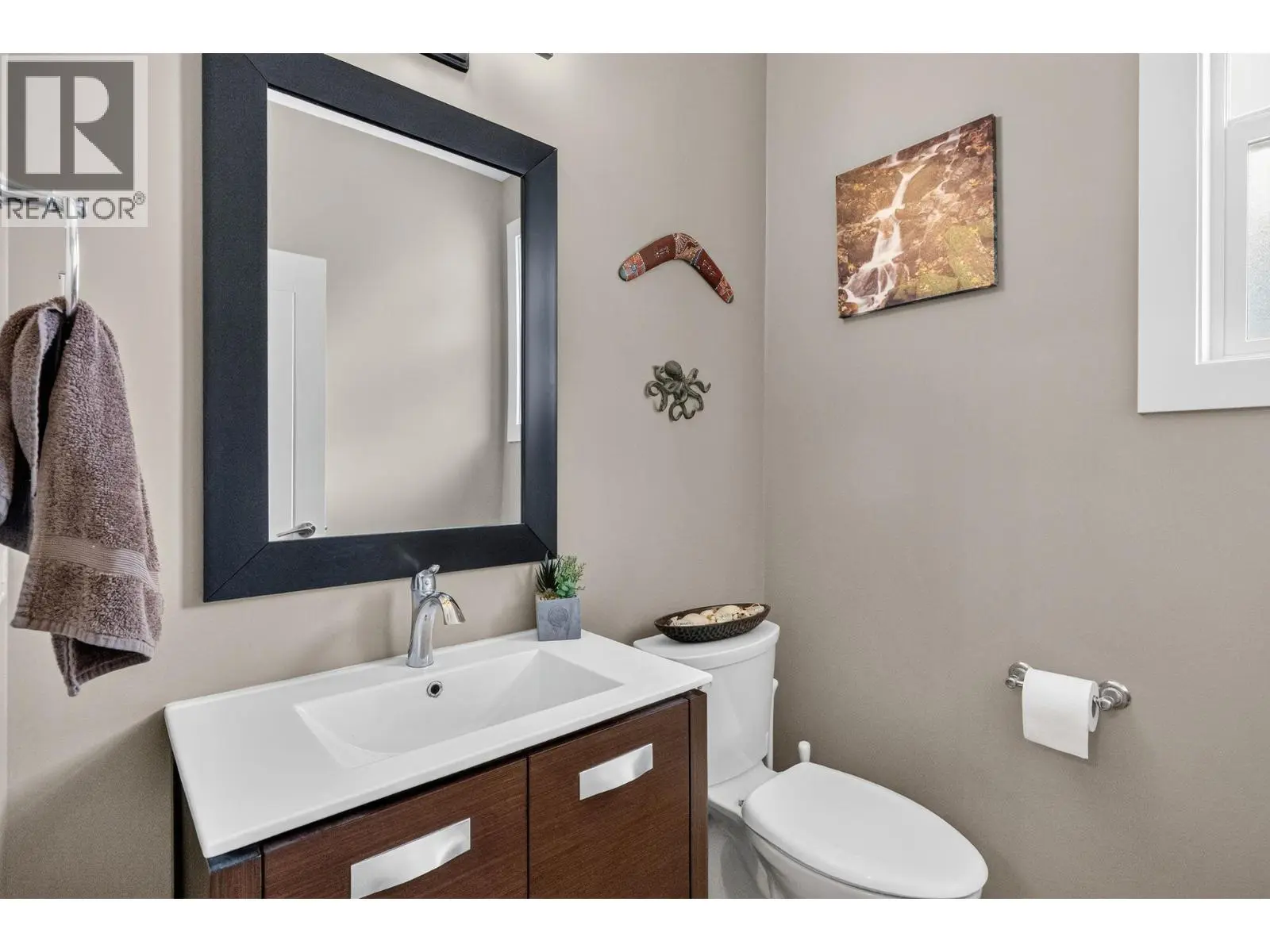 1084 Stockley Street. Kelowna, British Columbia