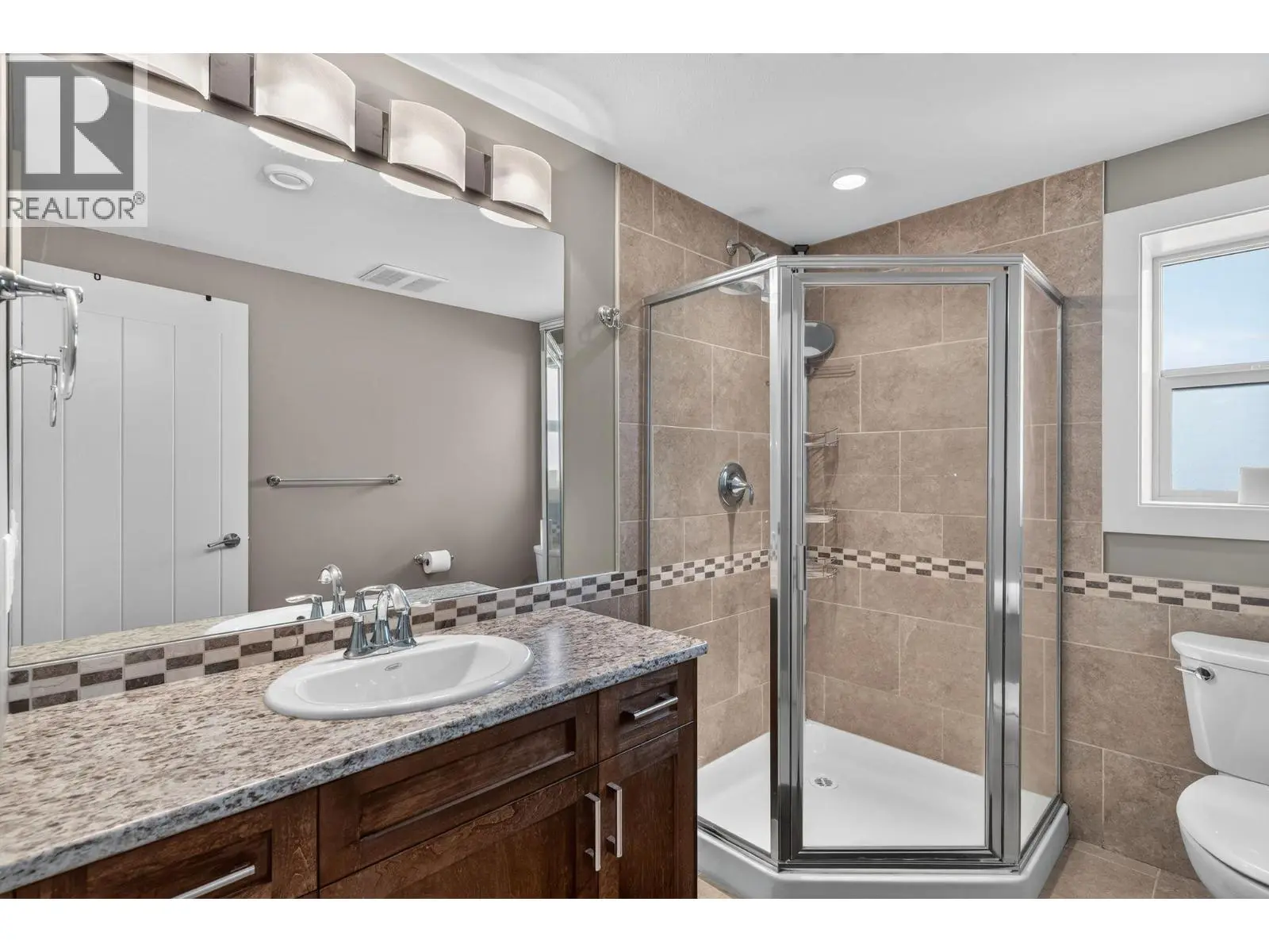 1084 Stockley Street. Kelowna, British Columbia