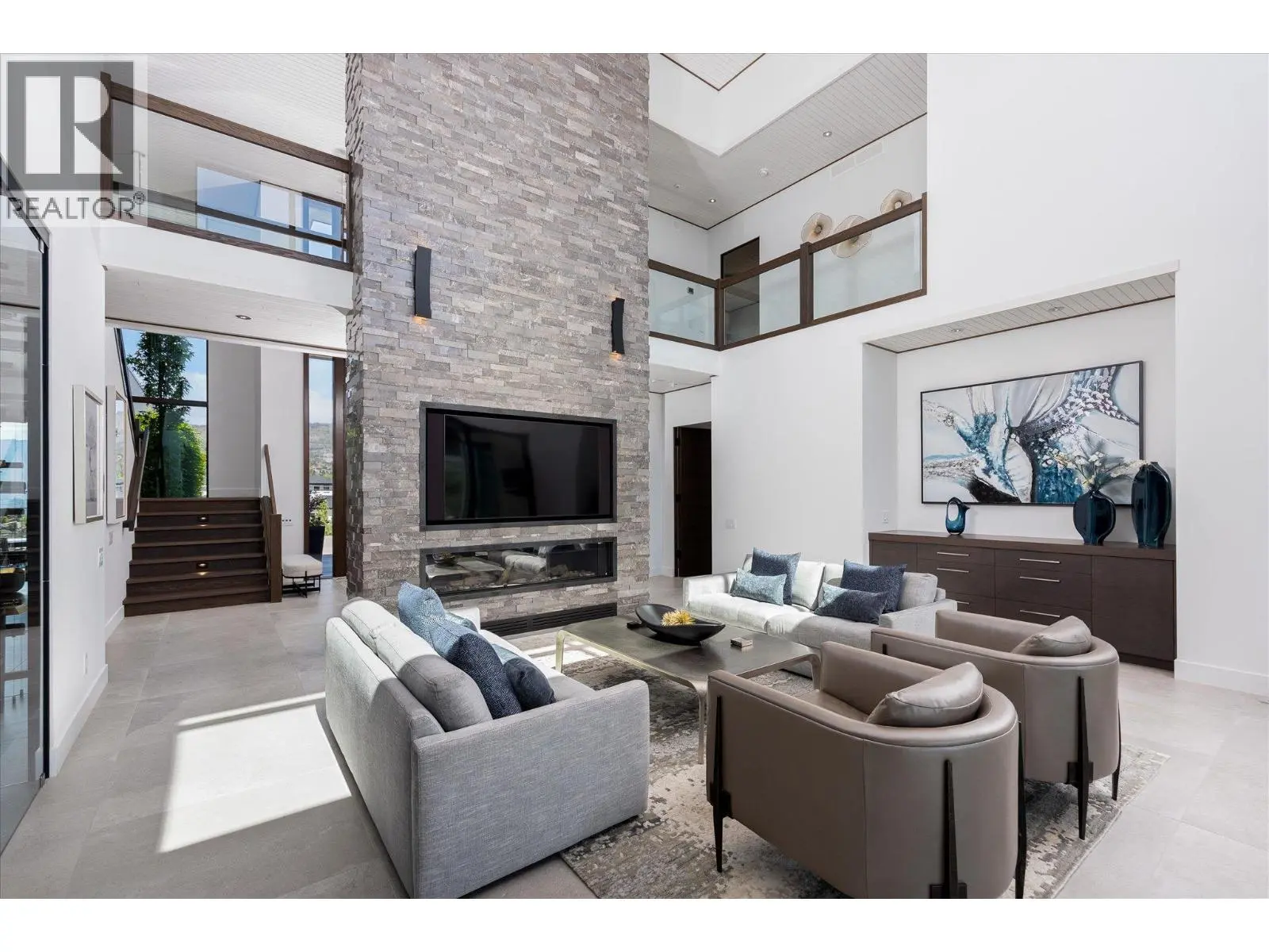 2463 Thacker Drive. West Kelowna, British Columbia