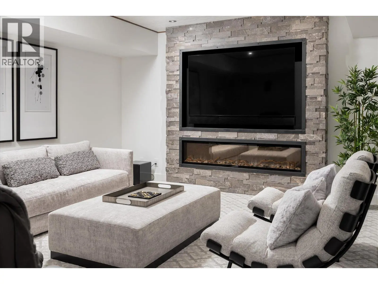 2463 Thacker Drive. West Kelowna, British Columbia
