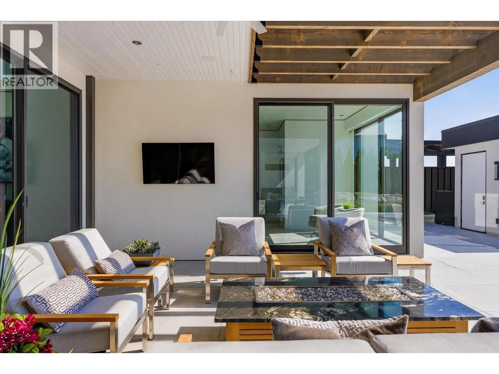 2463 Thacker Drive. West Kelowna, British Columbia