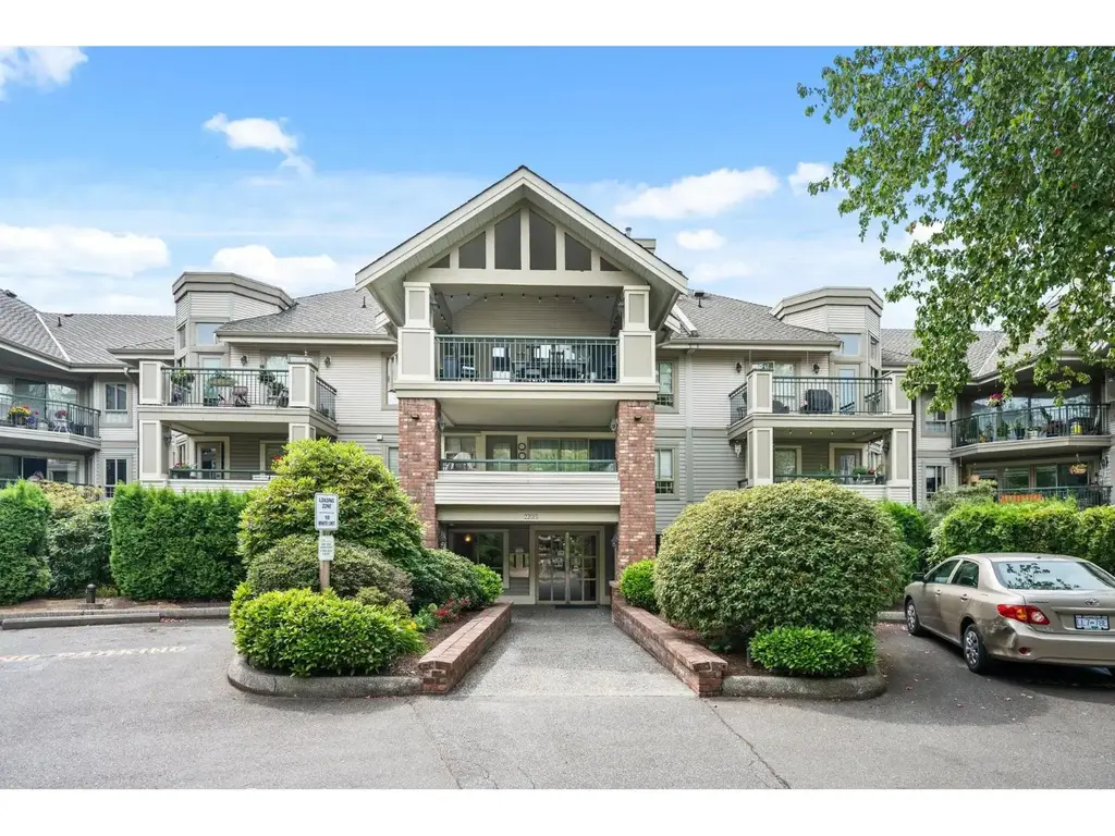 202 22015 48 Avenue, Langley