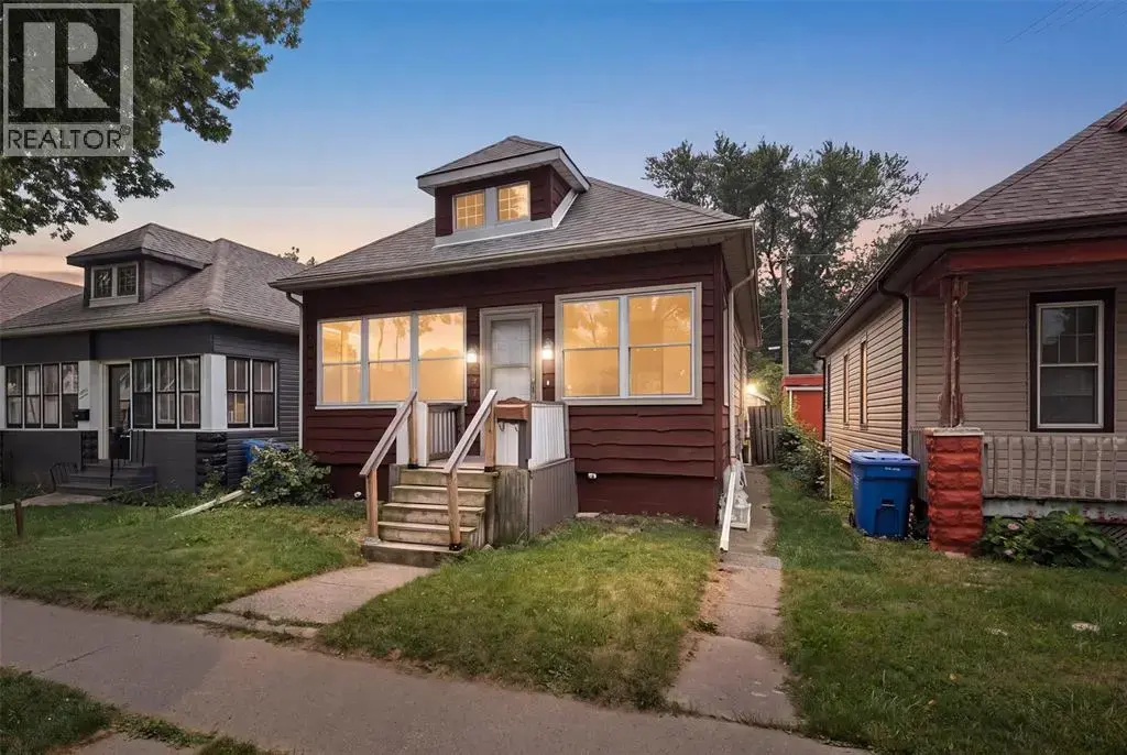 497 Mckay Avenue, Windsor