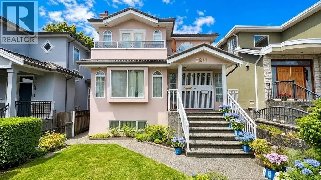 3211 Queens Avenue, Vancouver