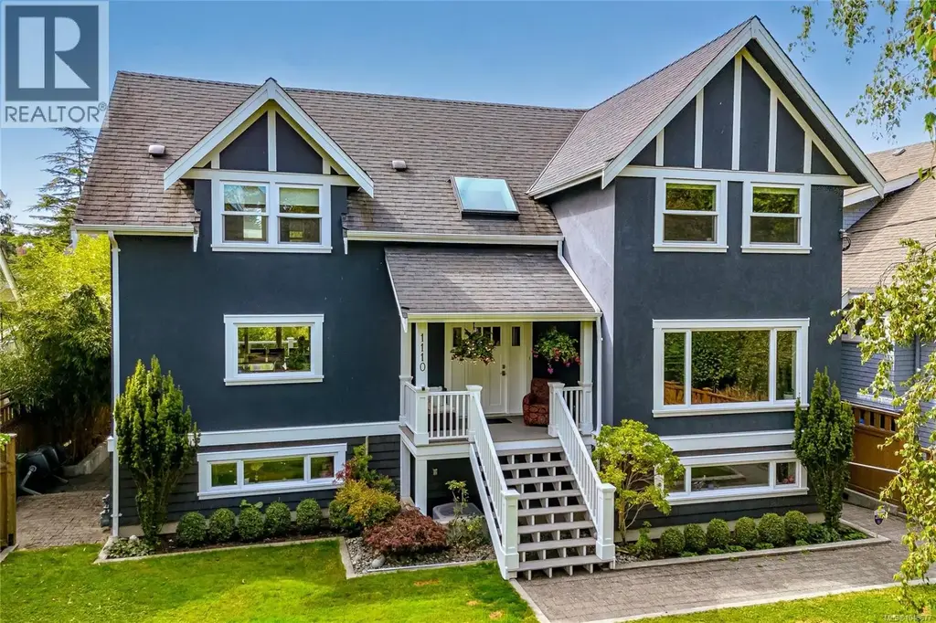 1110 Newport Ave, Oak Bay