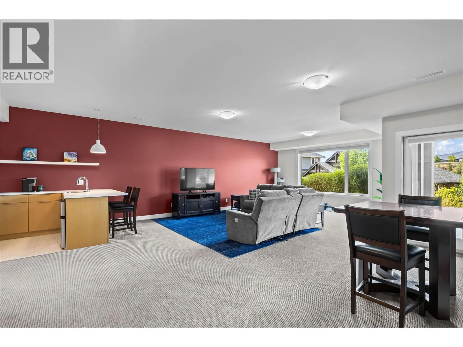 1349 Rocky Point Drive Unit# 6. Kelowna, British Columbia