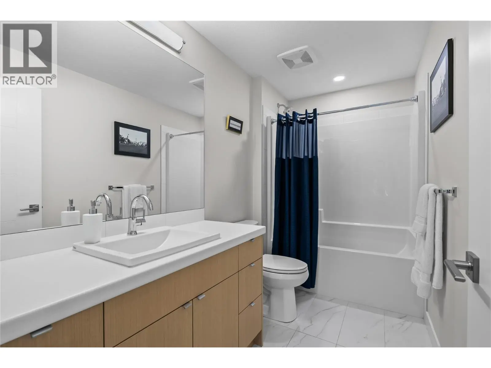 1349 Rocky Point Drive Unit# 6. Kelowna, British Columbia
