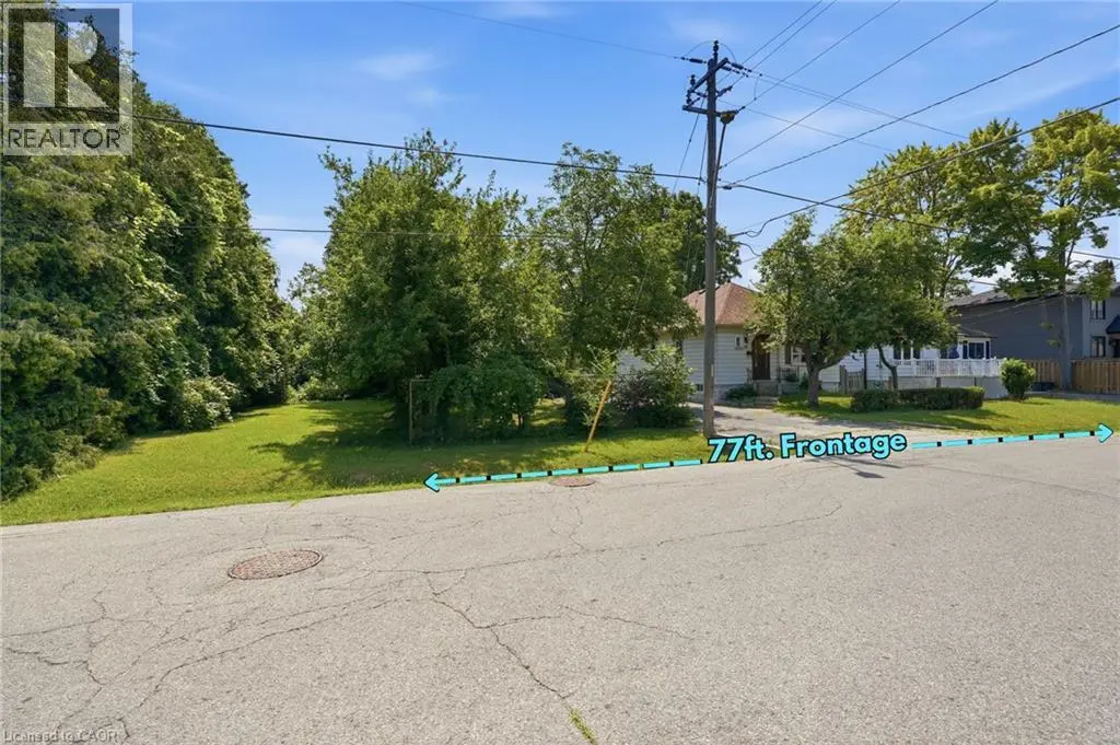 188 Troy Street, Mississauga
