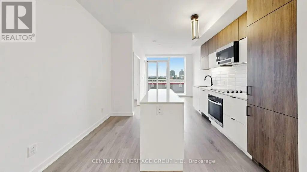 718 - 8888 Yonge Street, Richmond Hill (South Richvale)