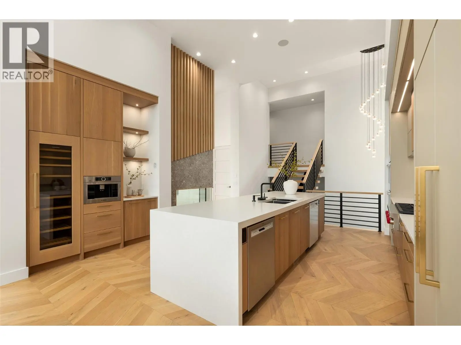 2843 Lakeridge Road. West Kelowna, British Columbia
