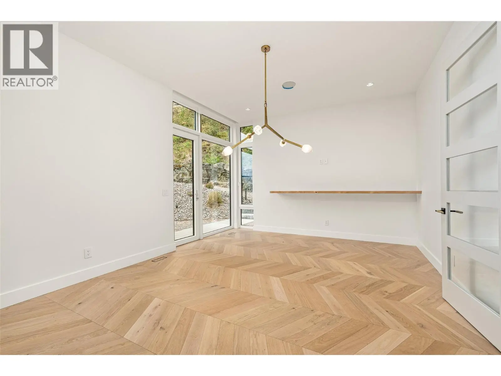 2843 Lakeridge Road. West Kelowna, British Columbia