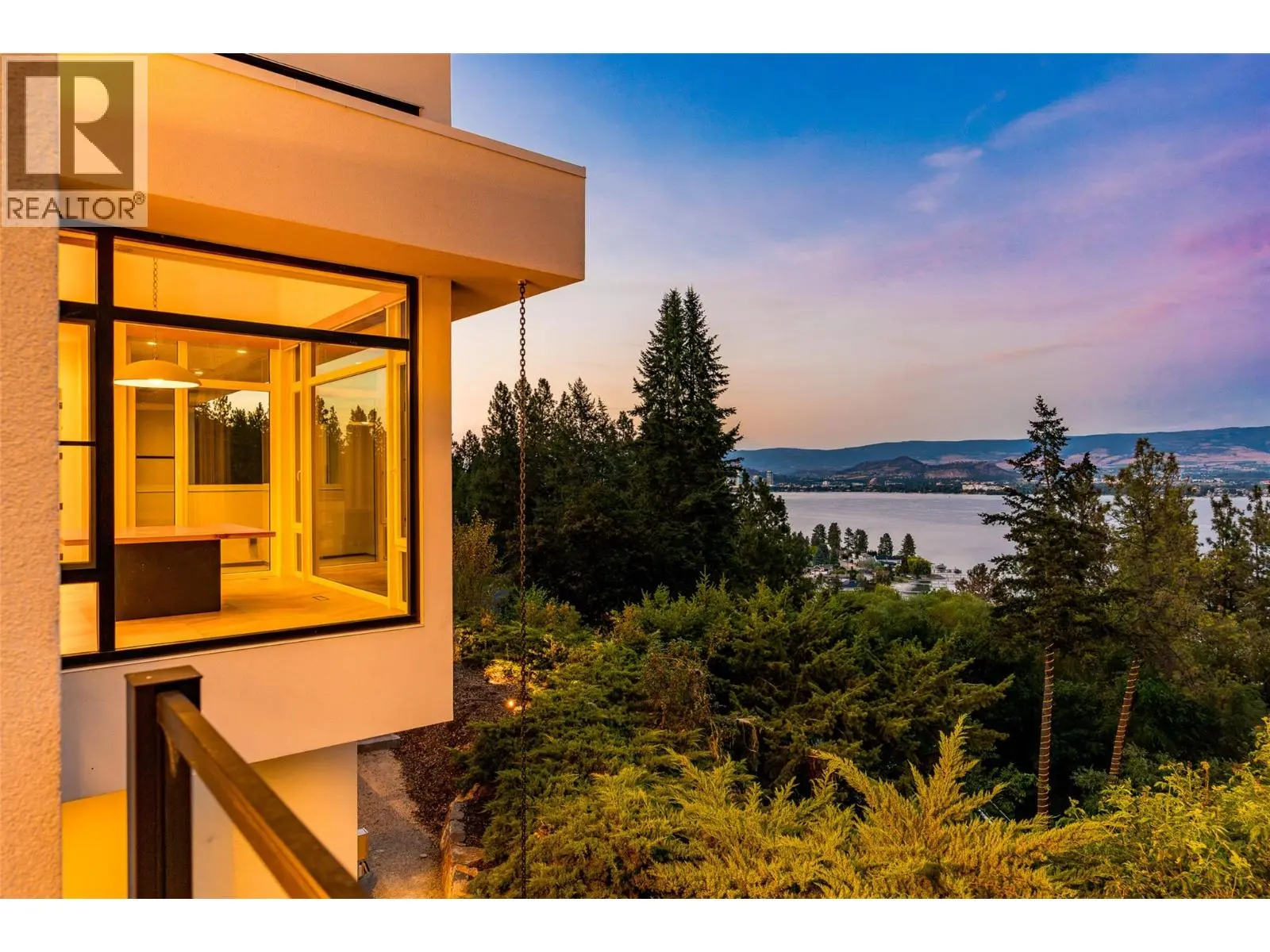 2843 Lakeridge Road. West Kelowna, British Columbia