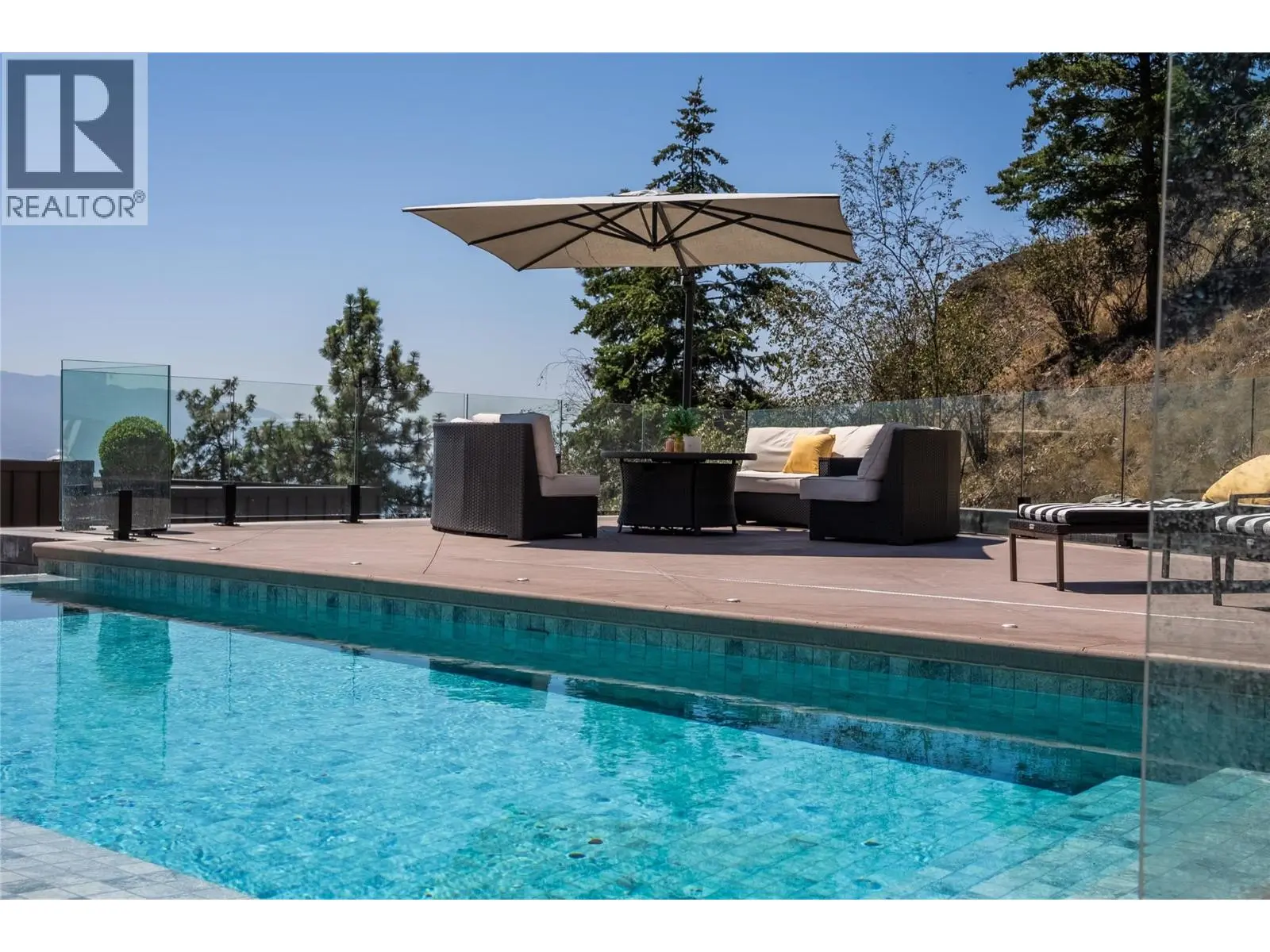 732 Highpointe Place. Kelowna, British Columbia