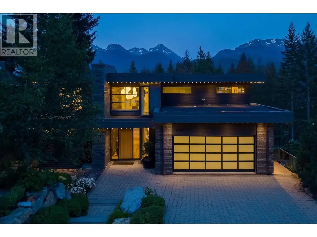 8206 Mountain View Drive, Whistler