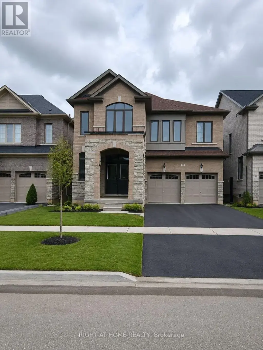 79 Eastman Drive N, Brampton (Credit Valley)