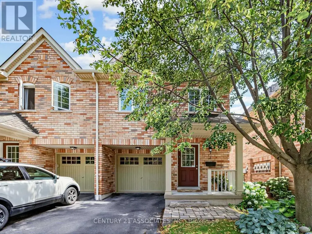 48 - 233 Duskywing Way, Oakville (BR Bronte)