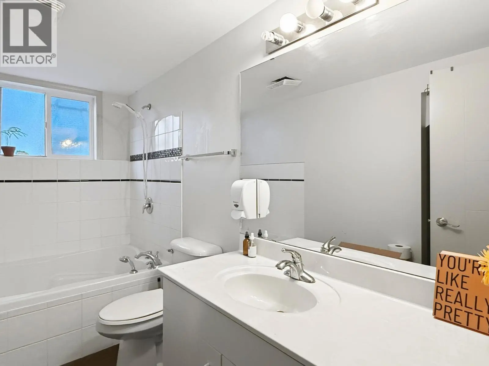 3975 June Springs Road. Kelowna, British Columbia
