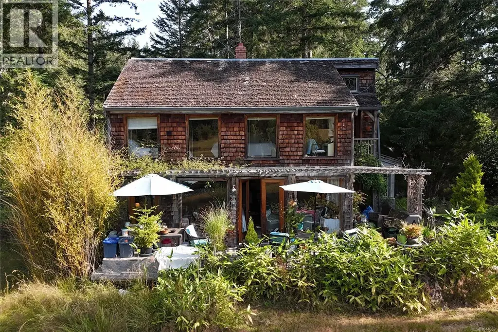 190 Mclennan Dr, Salt Spring