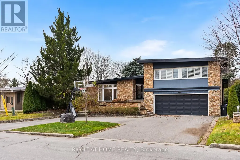 40 Heathview Avenue, Toronto (Bayview Village)