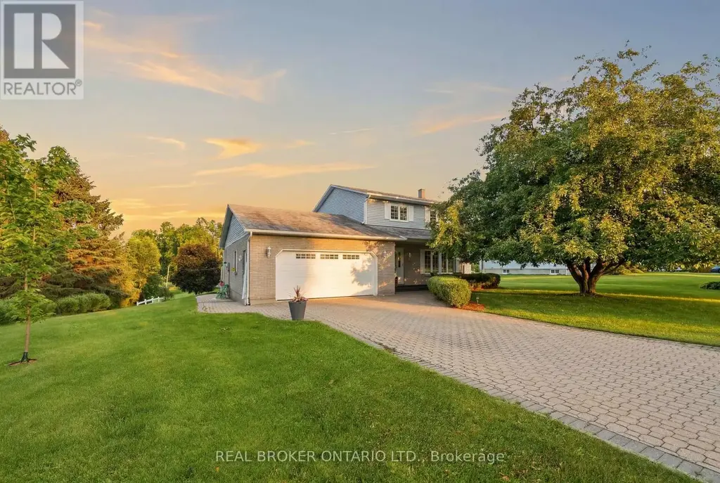 10532 Main Street, North Dundas