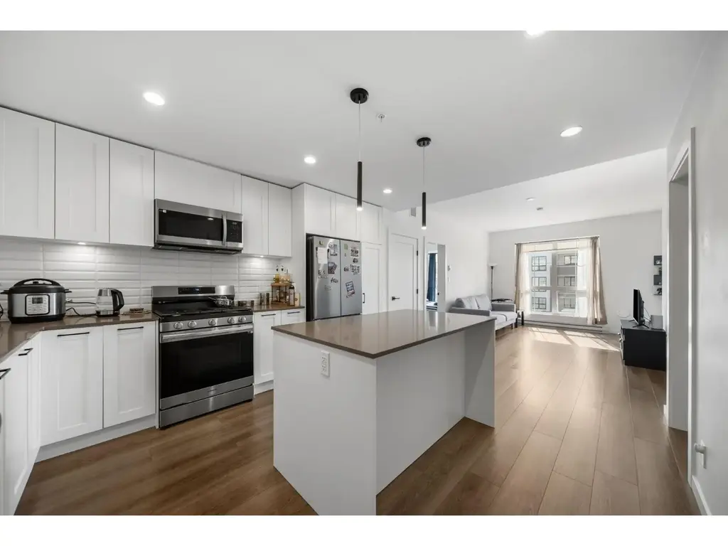 B315 20078 85 Avenue, Langley