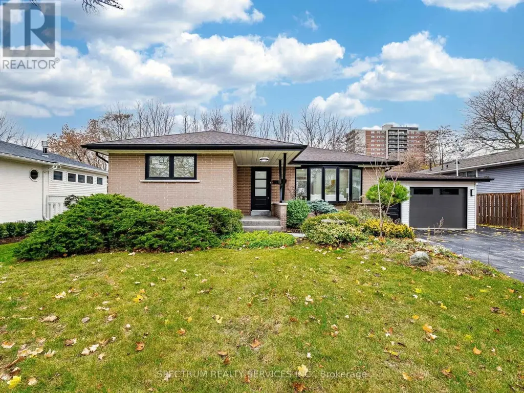 914 Francis Road, Burlington (LaSalle)
