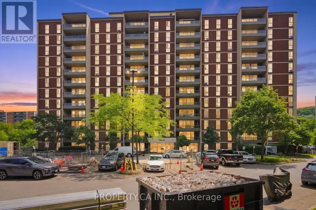1107 - 1964 Main Street W, Hamilton (Ainslie Wood)
